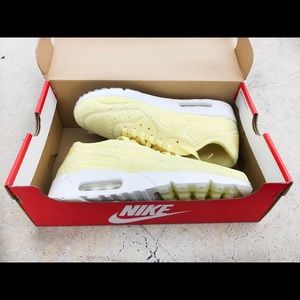 Nike Shoes - Nike Air Max 90 Ultra BR Lemon Yellow Nike Shoes - Nike Air Max 90 Ultra BR Lemon Yellow